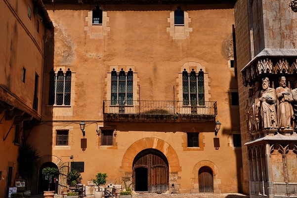 Bij de Kathedraal van Tarragona